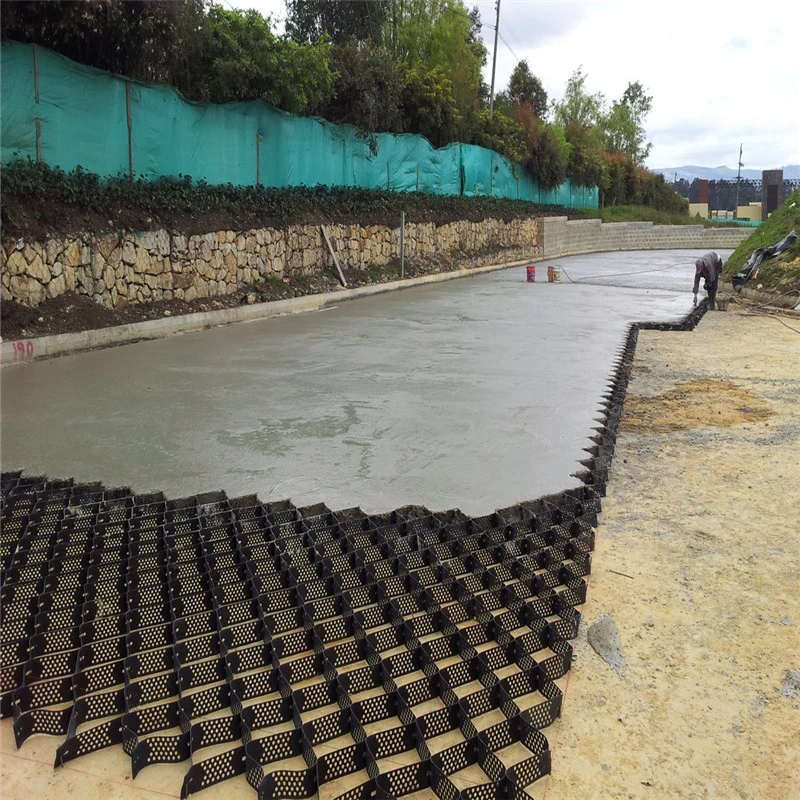 Polypropylene Plastic PP Biaxial Strech Plastic Geogrid for Road Construction