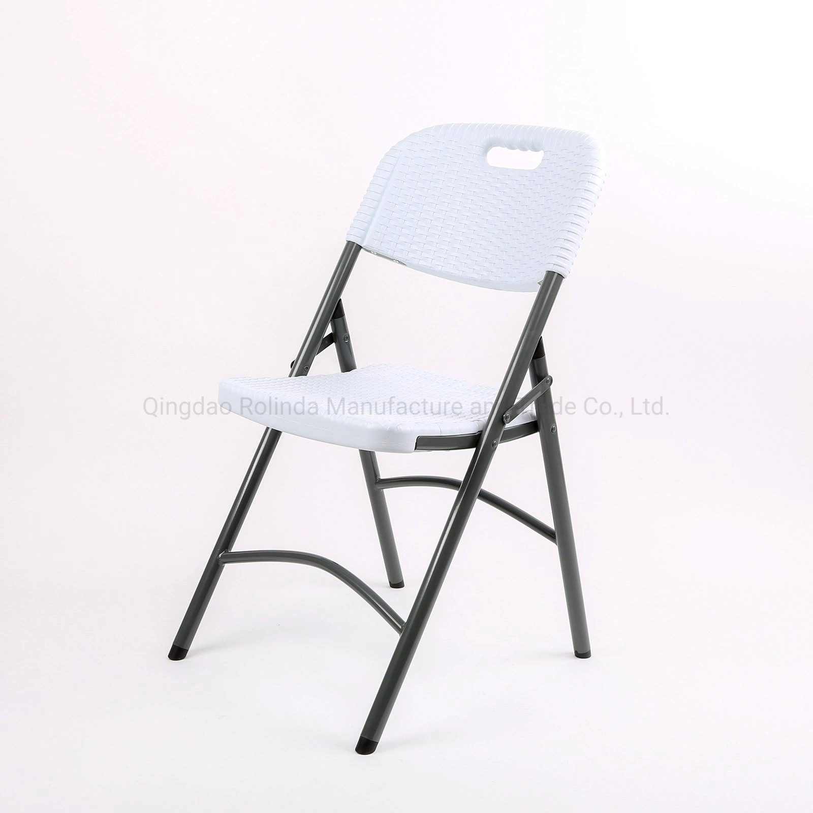 Lightweight Portable Metal Outdoor White Plastic Rattan Beach Folding Chair Foldable for Parties Meeting Training Wedding