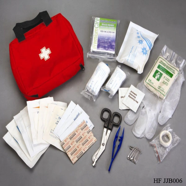 Quirúrgico de suministros médicos de primeros auxilios al aire libre una bolsa de emergencia