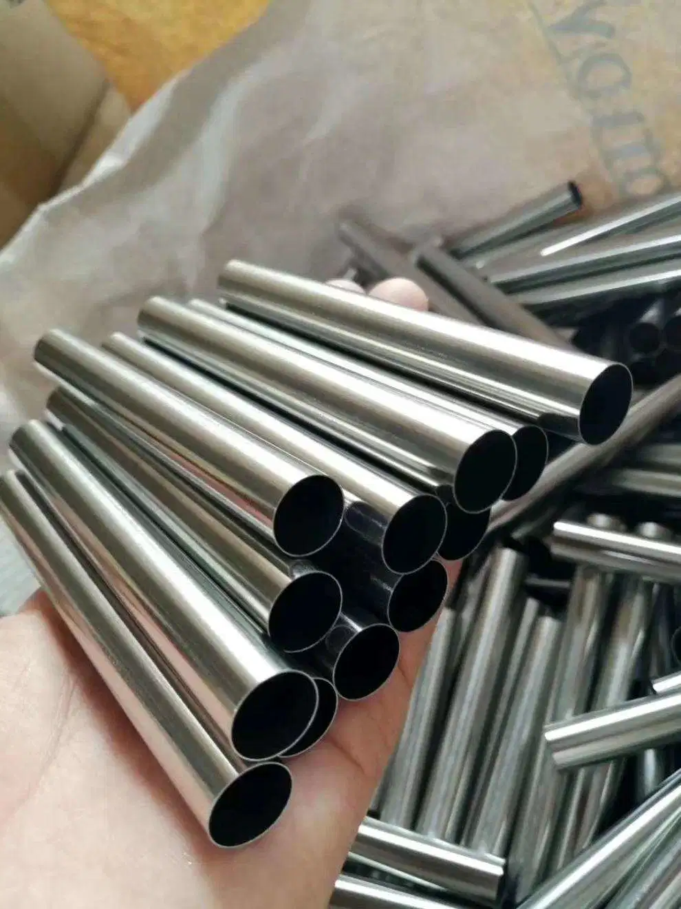 Smooth Surface 304 Stainless Steel Pipes Welded ASTM A36 Standard