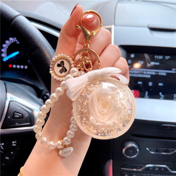 New High-Quality Key Ring Keyring with Preserved Fresh Flower (no water needed) , Best Gift and Souvenir Key Chain Made in China.