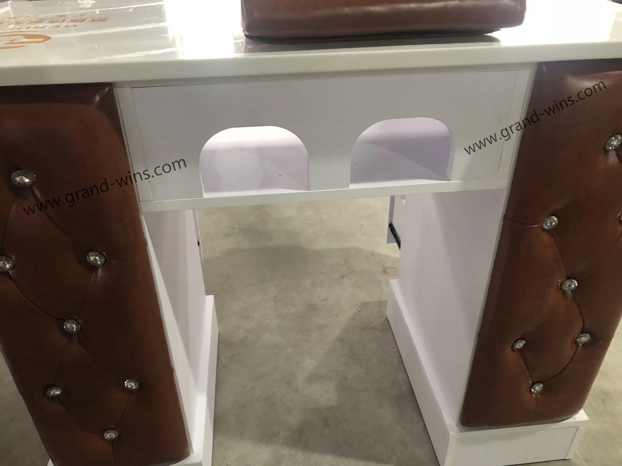Tres de lujo Funda de cuero del asiento Manicura tabla para el Salón de Belleza