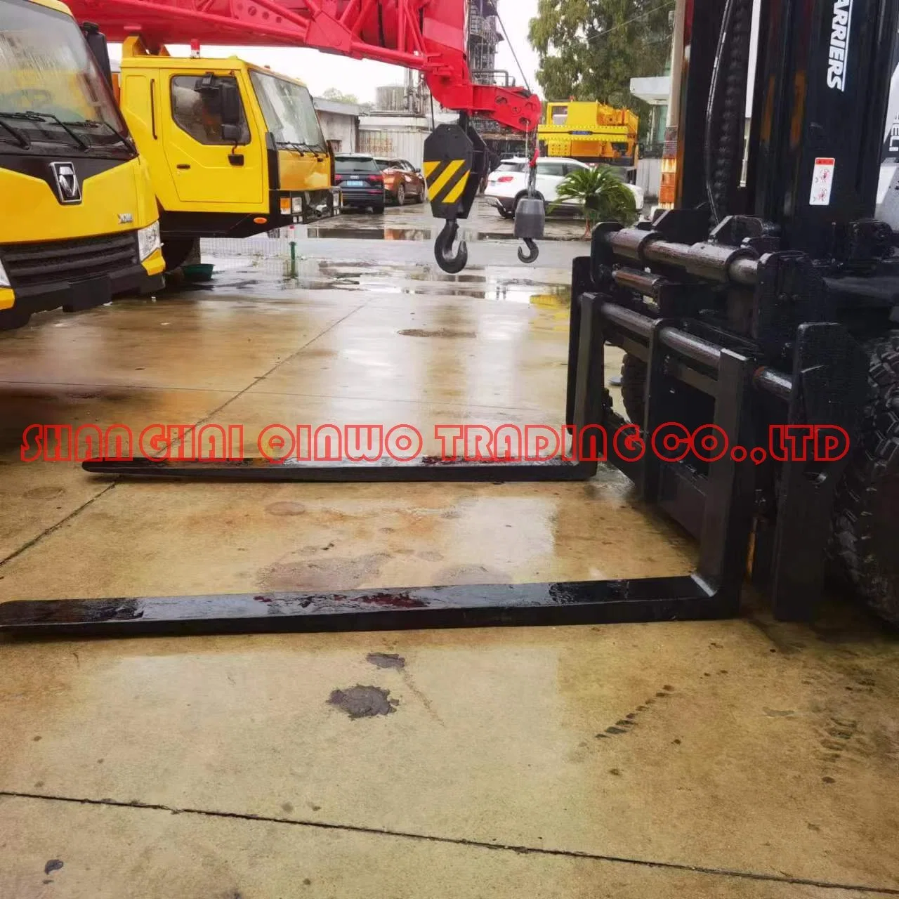 10ton Japón usado TCM Diesel carretilla elevadora instalada desplazamiento lateral para la venta En Dubai