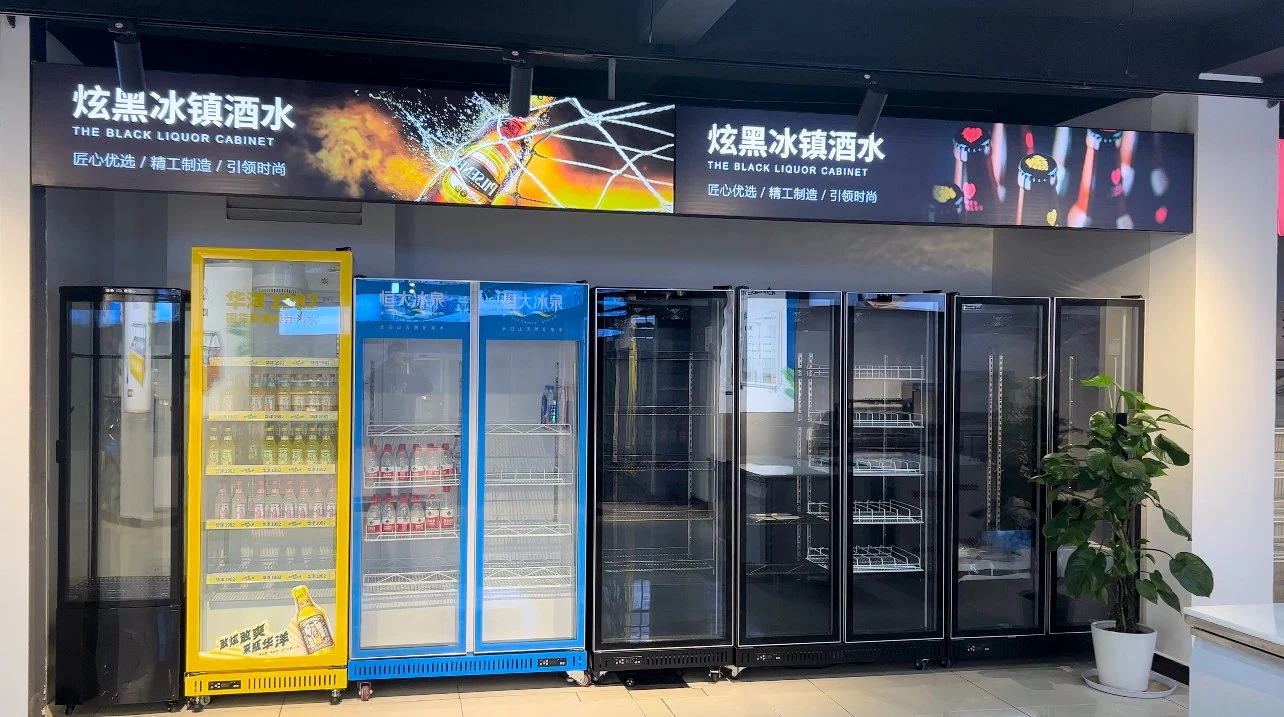 Custom Glass Door Refrigerator for Commercial Supermarkets and Bars