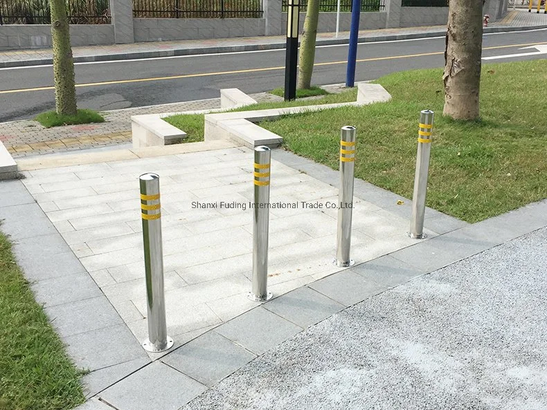 Une grande satisfaction de la sécurité de postes d'acier de la circulation routière barrière Parking Bollard