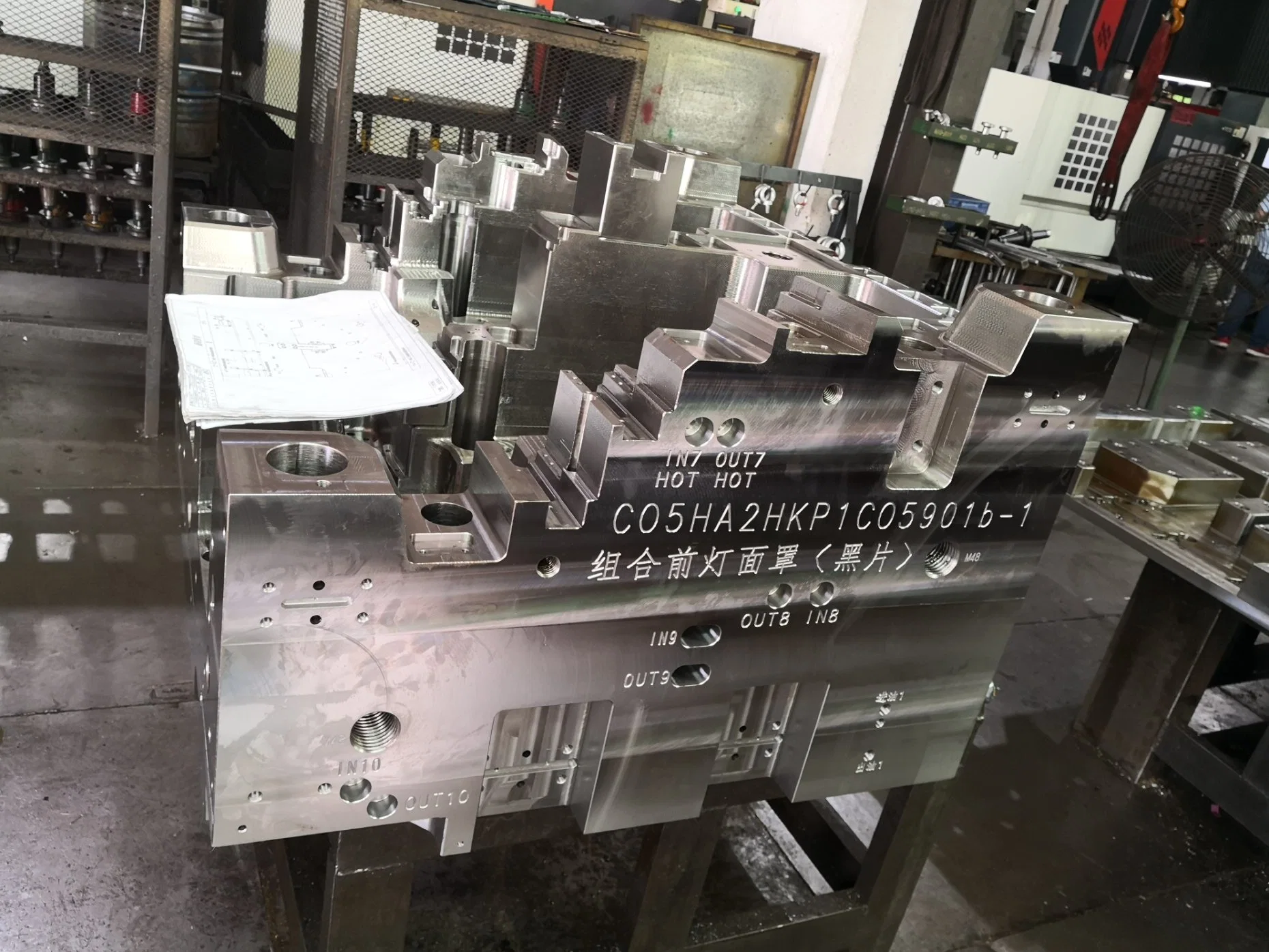 Injection Plastic Mould Making Rapid Prototyping Automobile Spare Parts Injection Molding Non Standard Plastic Base Mold