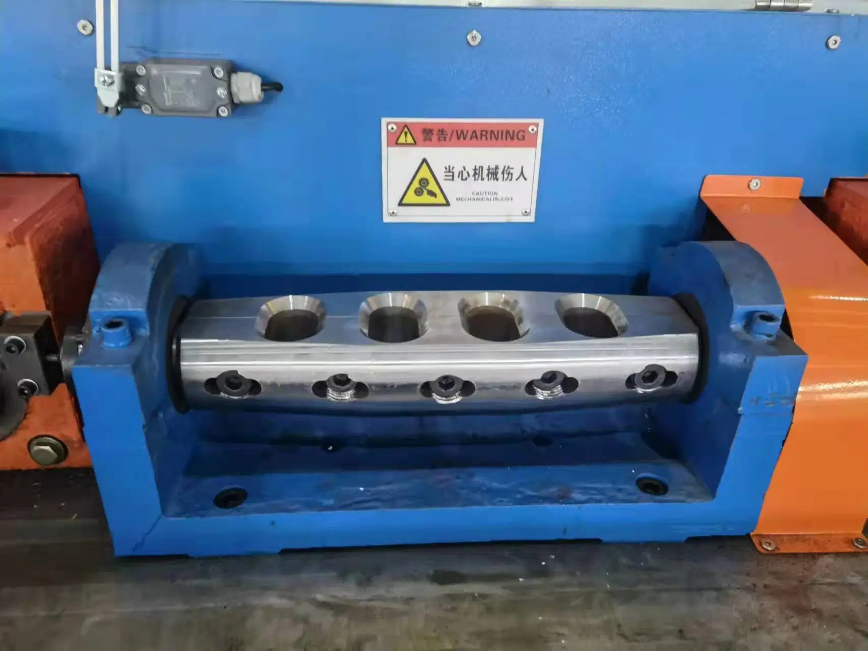 Enderezado de alambre de acero de alta calidad y la máquina de corte hecho en China