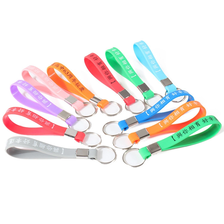 Hot sale pas cher Custom logo silicone Bracelet et bracelet pour Entreprise activité cadeau PVC caoutchouc silicone porte-clés