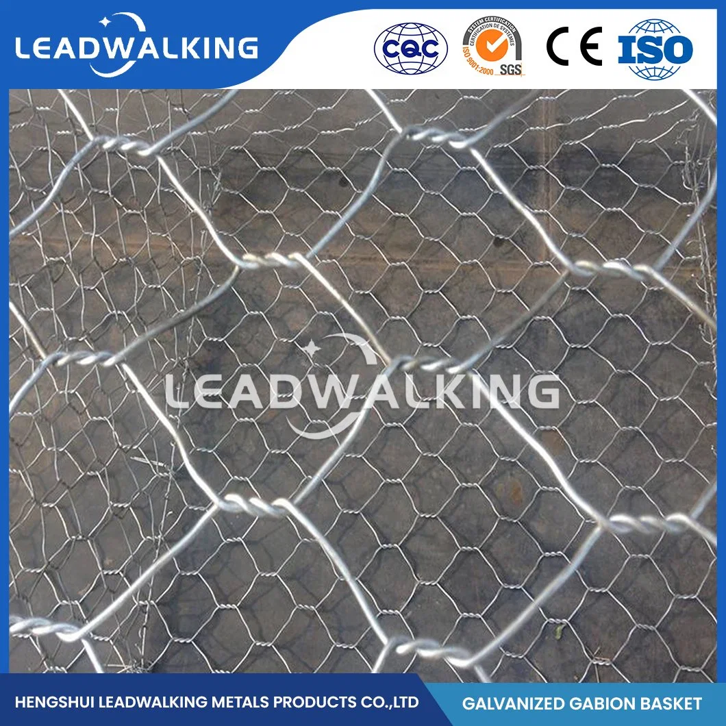 Leadسيرا على الأقدام 100X150 مم Mesh Gabion Bricoالمستودع المصنع الهندسة المدنية السباحة الساخنة سلة غابوني المجلفنة الصين 4.0*1.0*1.0 حجم مغلفن Gabion Inox