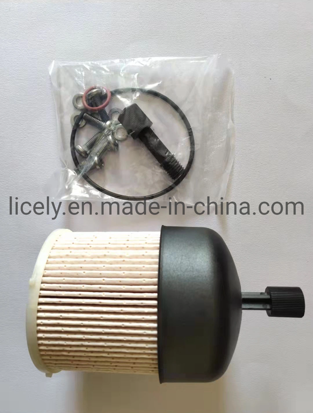 Fuel Filter 164039594r/6070900752/164037803r/164038815r for Renault, Composite Paper Material, with High performance