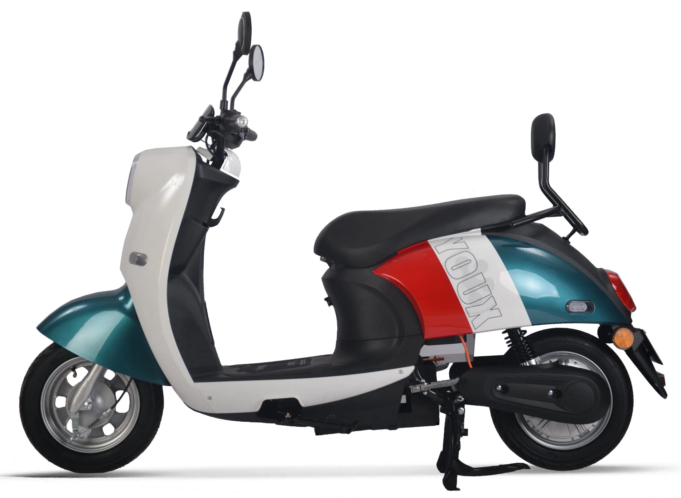 Commerce de gros Vitesse Max 50km/h Scooter électrique 48V 600W 800W étanche Contrôleur du moteur de vecteur antivol Scooter électrique avec la CEE