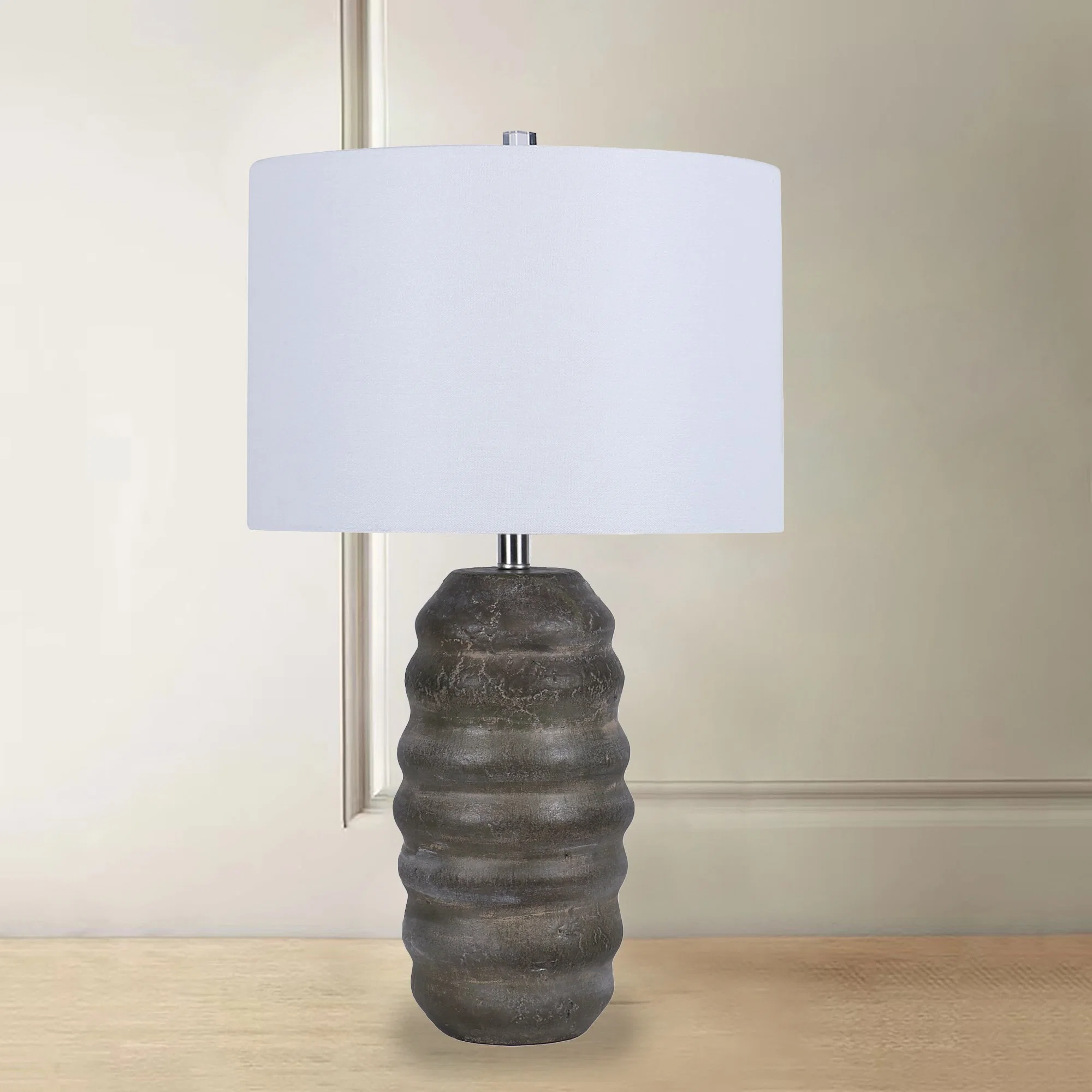 Hamucd Modern Beige Keramik Tischlampen Set von 2 für Wohnzimmer, Coastal Pottery Schlafzimmer Nachttischlampen mit Drehschalter, zeitgenössisch off-White Nachttischlampen