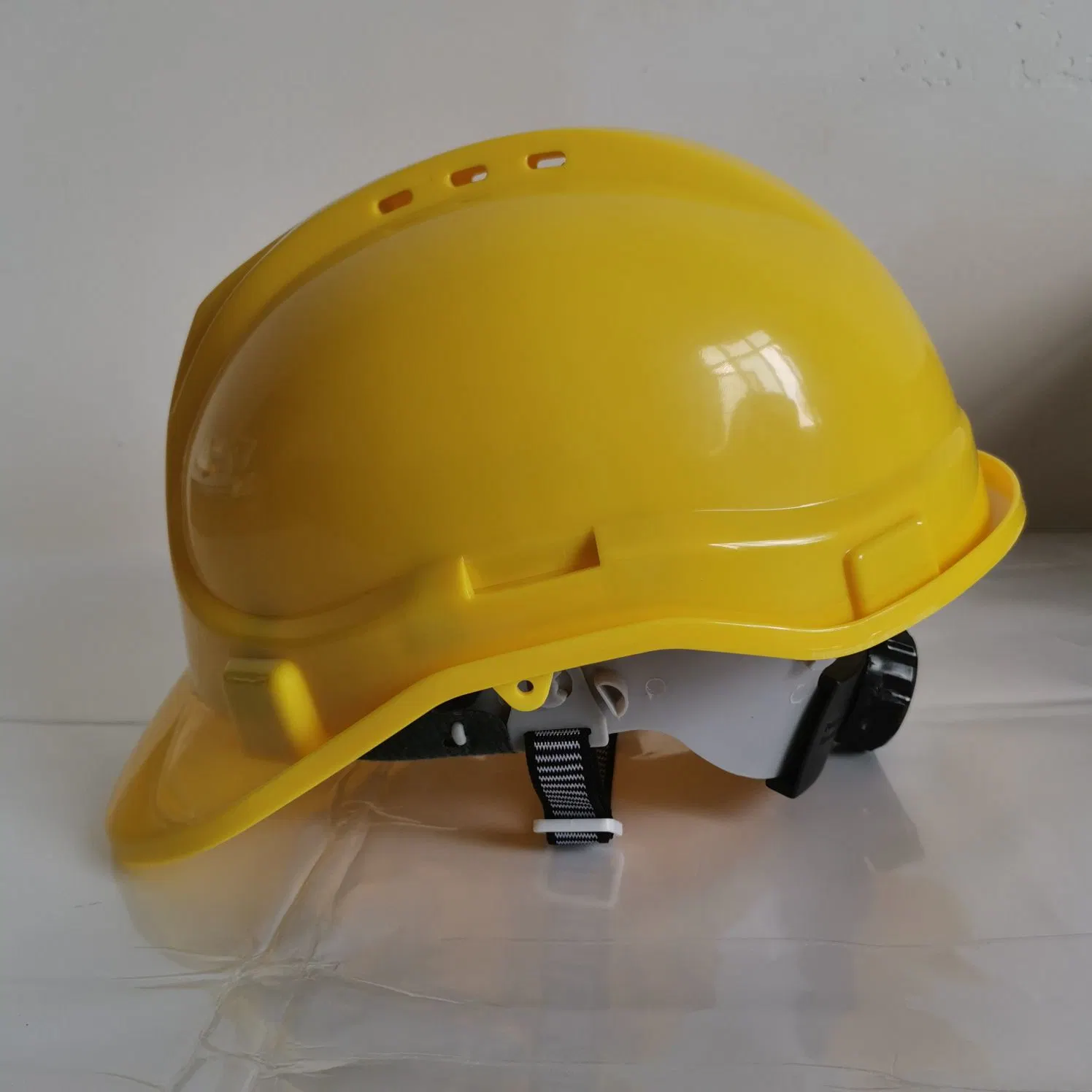 La construcción de la luz de aire acondicionado Seguridad PE Hat Barboquejo casco