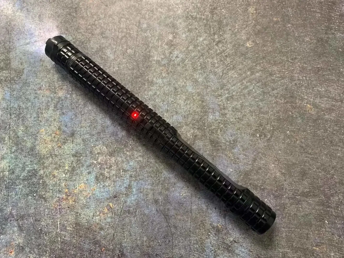 الحماية الذاتية الصدمة الكهربائية القوية X8 Flashlight Stun مسدس