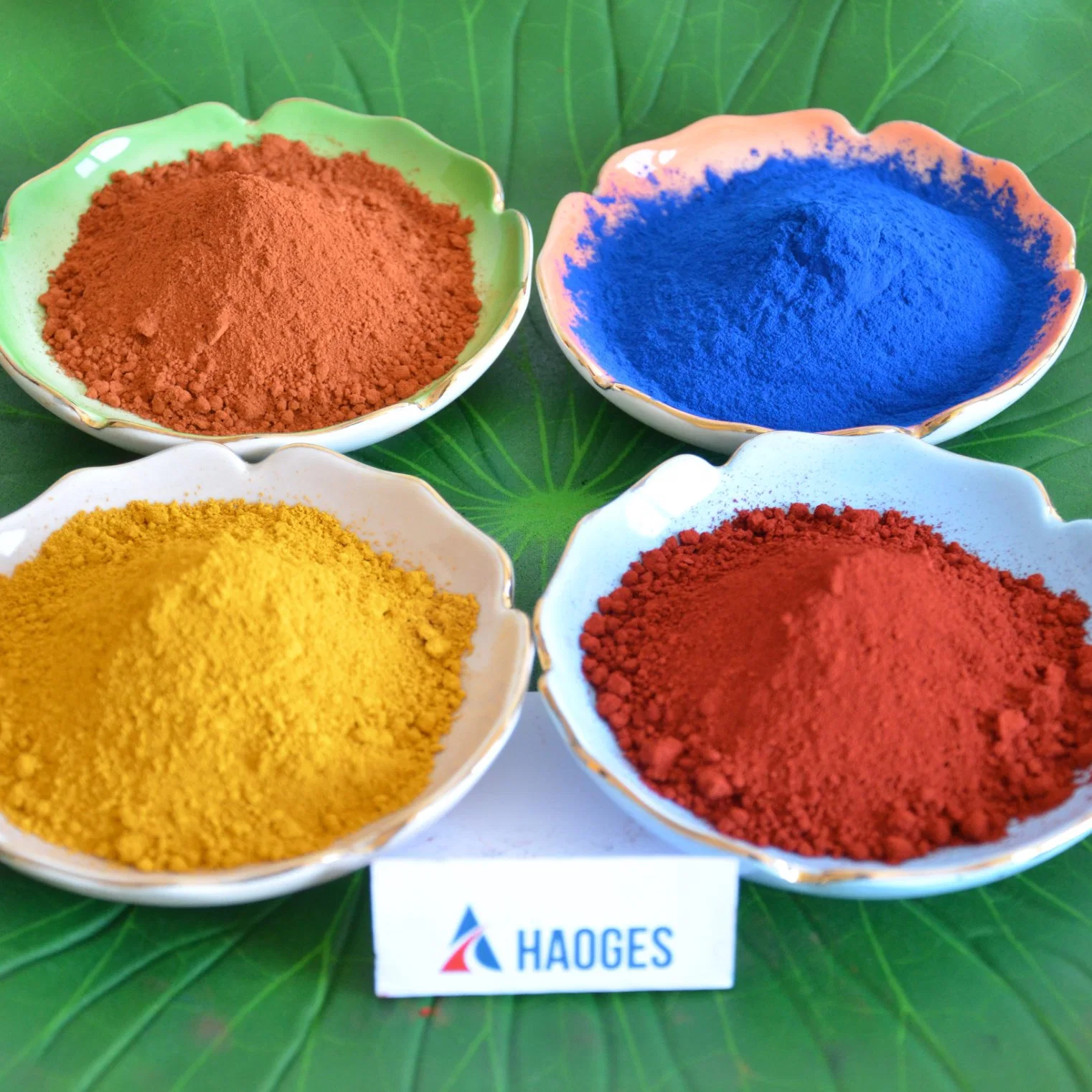 Pigmento inorgânico de óxido de ferro para cosméticos