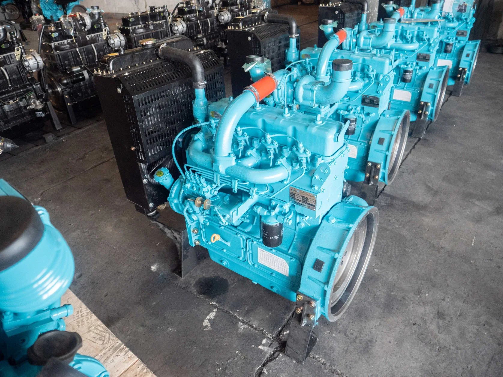 Fancy 19 K4100d K4102D 490/495 Series R Series R4105/R6105/R6113/ Diesel Engine for Generator 4/6 Cylinders Water Cooled R6105izld Diesel Engine