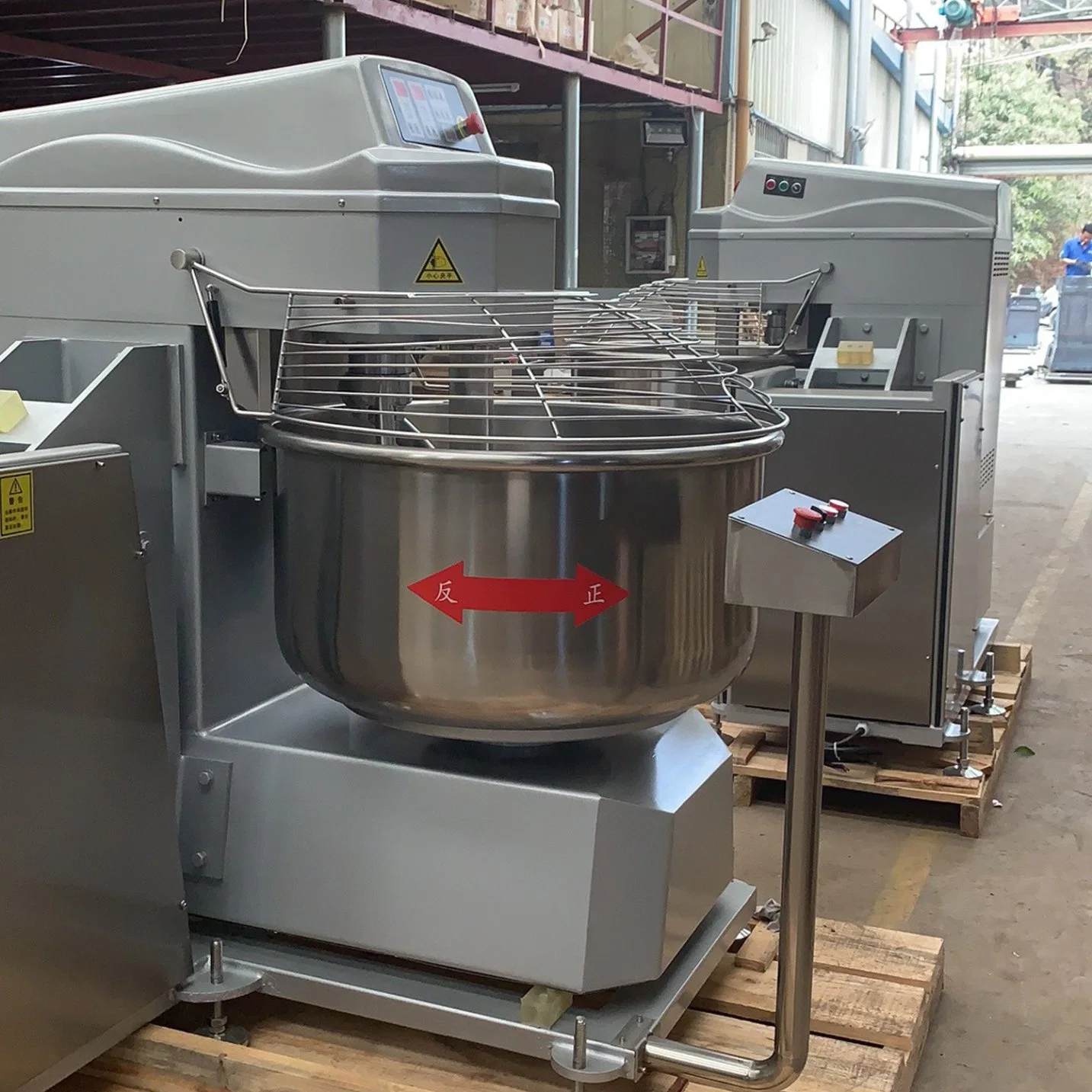 75kg Commercial Industrial Overturning Spiral Mixer with Lift Removable Bowl Flour Dough Mixer