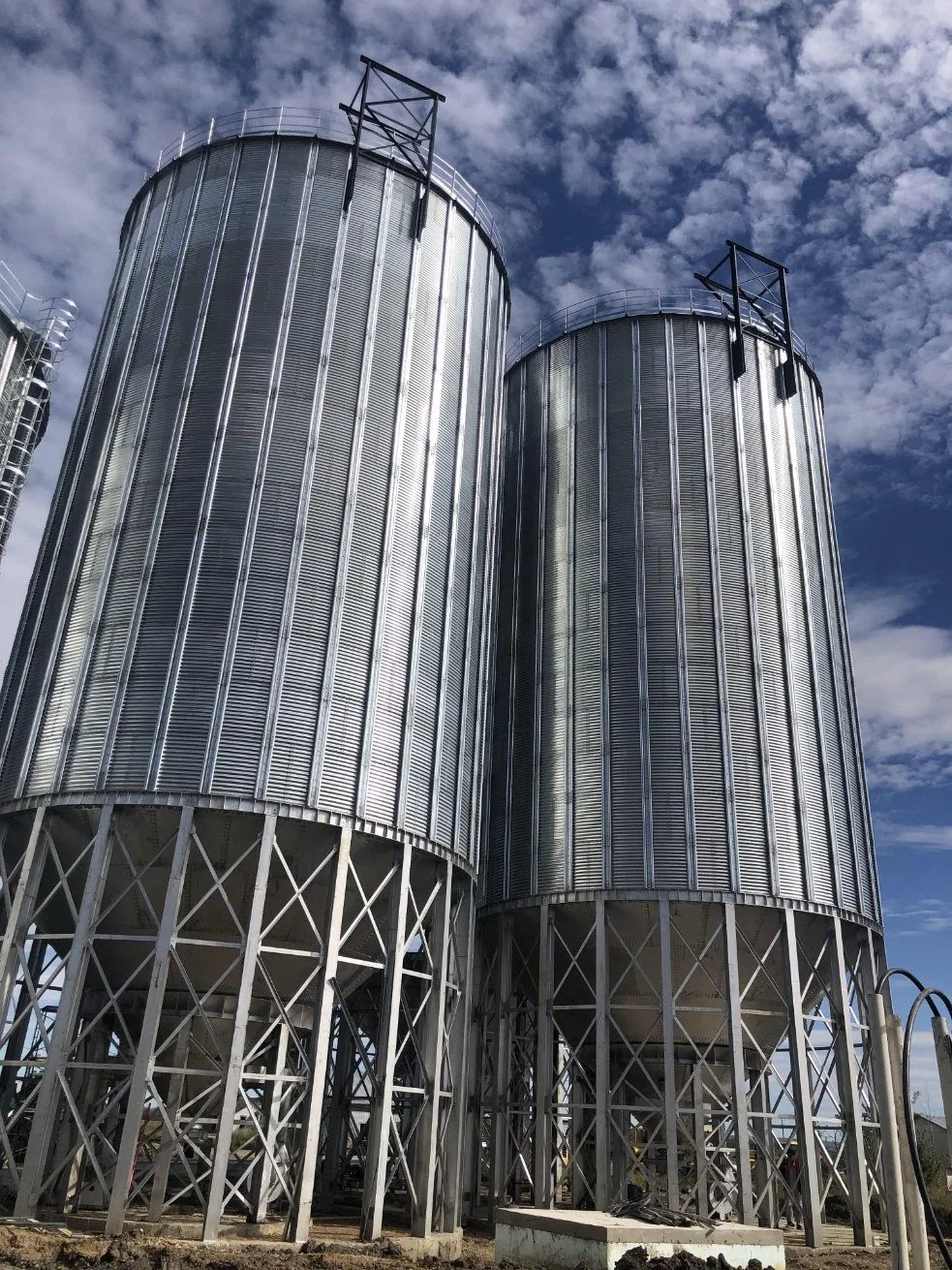 100 200 500 1000 1500 Ton Feed Seed Cereal Grain Storage Steel Silo Assembly Galvanized Grain Storage Steel Silo for Sale