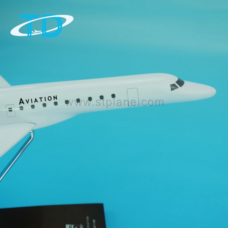 Solenta Erj-145 30cm 1/100 Embraer Model Aircraft