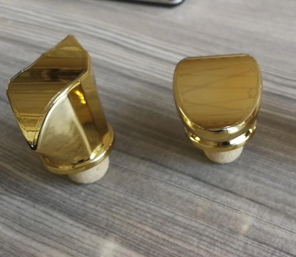 Golden Plated Plastic Vodka Bottle Cap