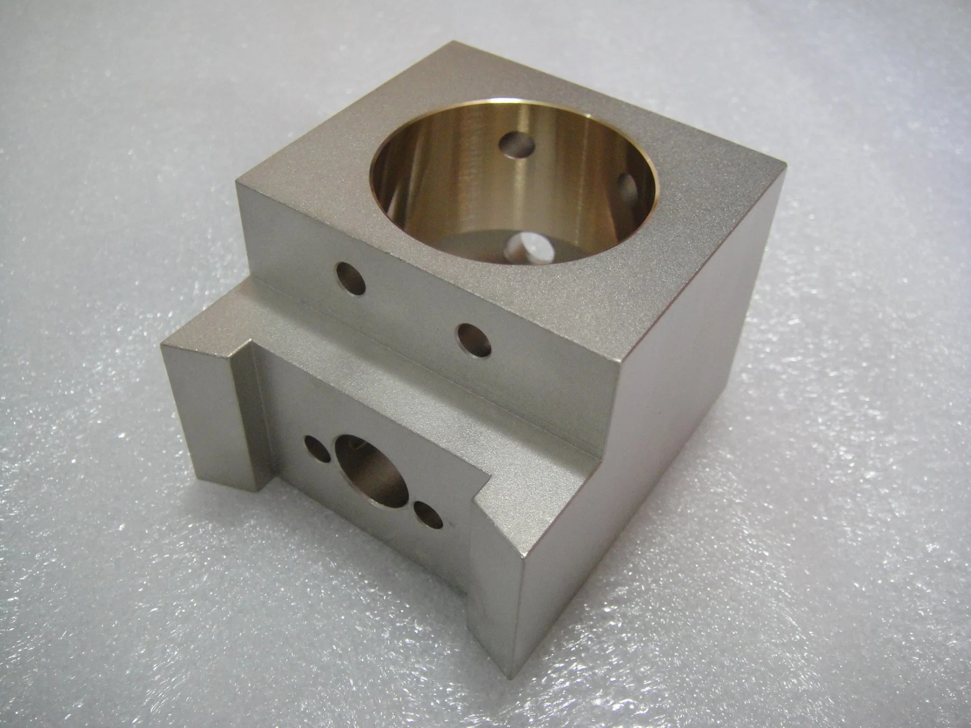 Ivd Runner Surface Degreasing Treatment PMMA CNC Machined Component for Medical Equipment