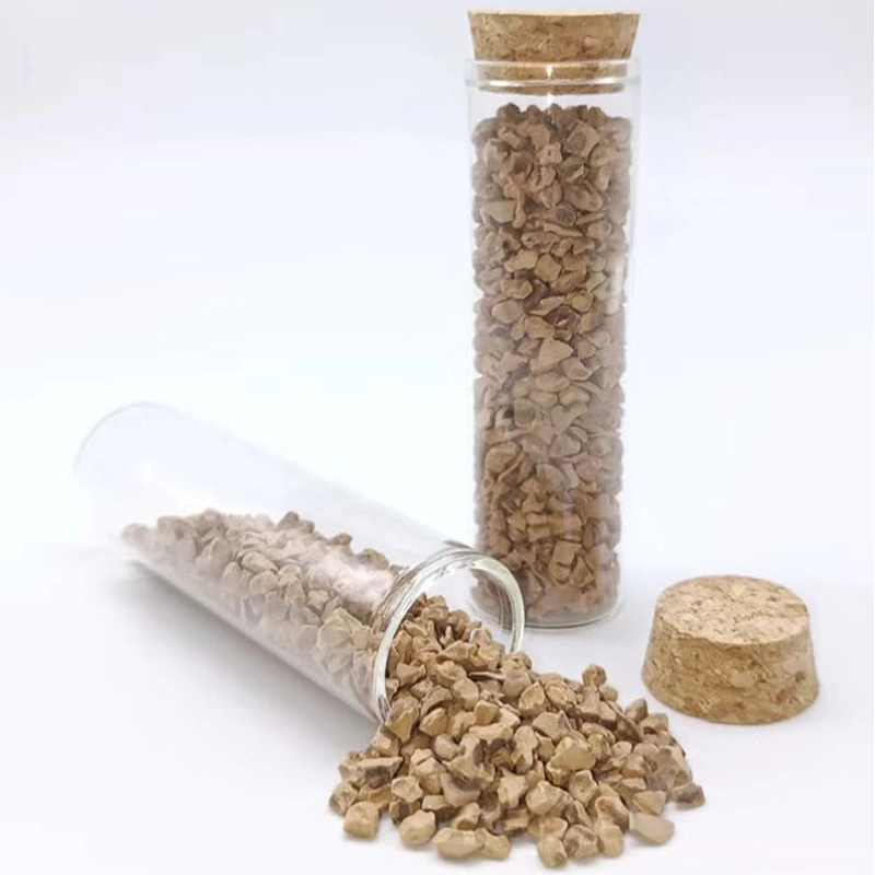 Poudre de média de sablage à base de coquille de noix abrasive pour le sablage.