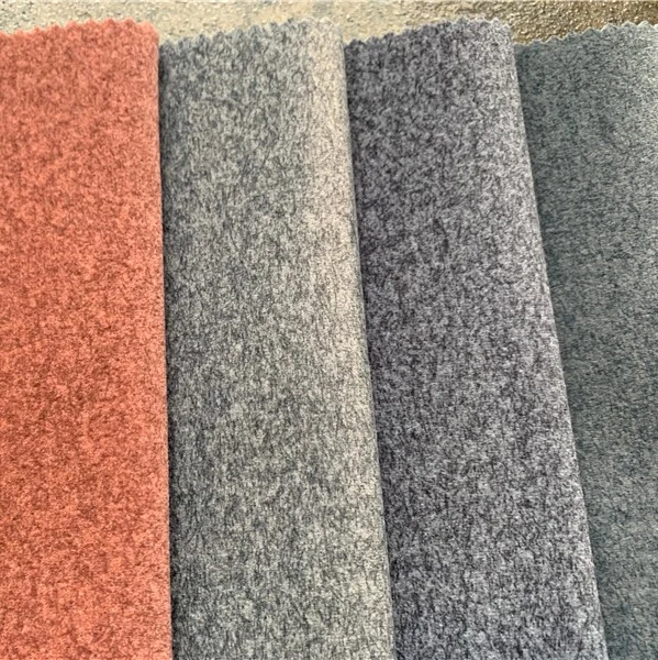 Tissu tricoté en peluche en velours avec impression résistant aux taches pour le rembourrage des meubles fauteuil canapé