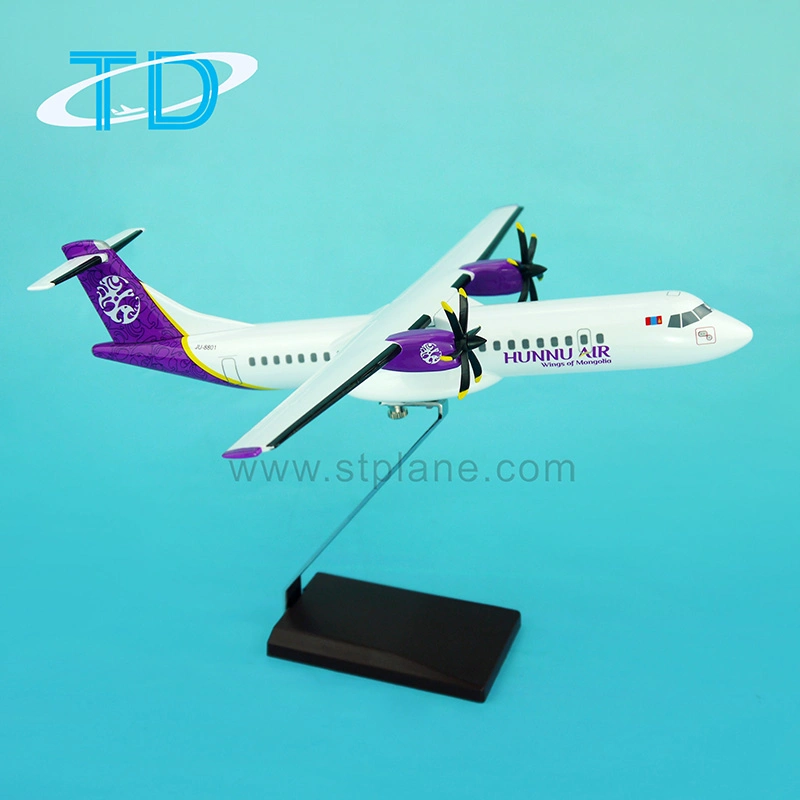 Hunnu Air Atr72-600 27cm Scale 1: 100 Synthetic Resin Model