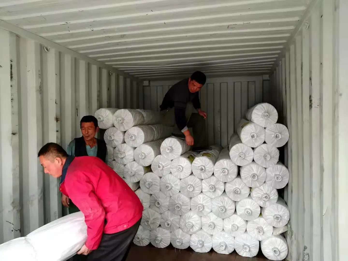 LLDPE Film Stretch Packing Plastic Stretch Film with Competitive Price