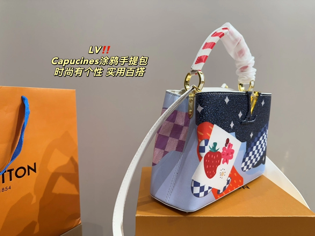 Wholesale Luxury Replicas Bags Designer Leather Louis Christmas Handbags Online Store AAA Distributors