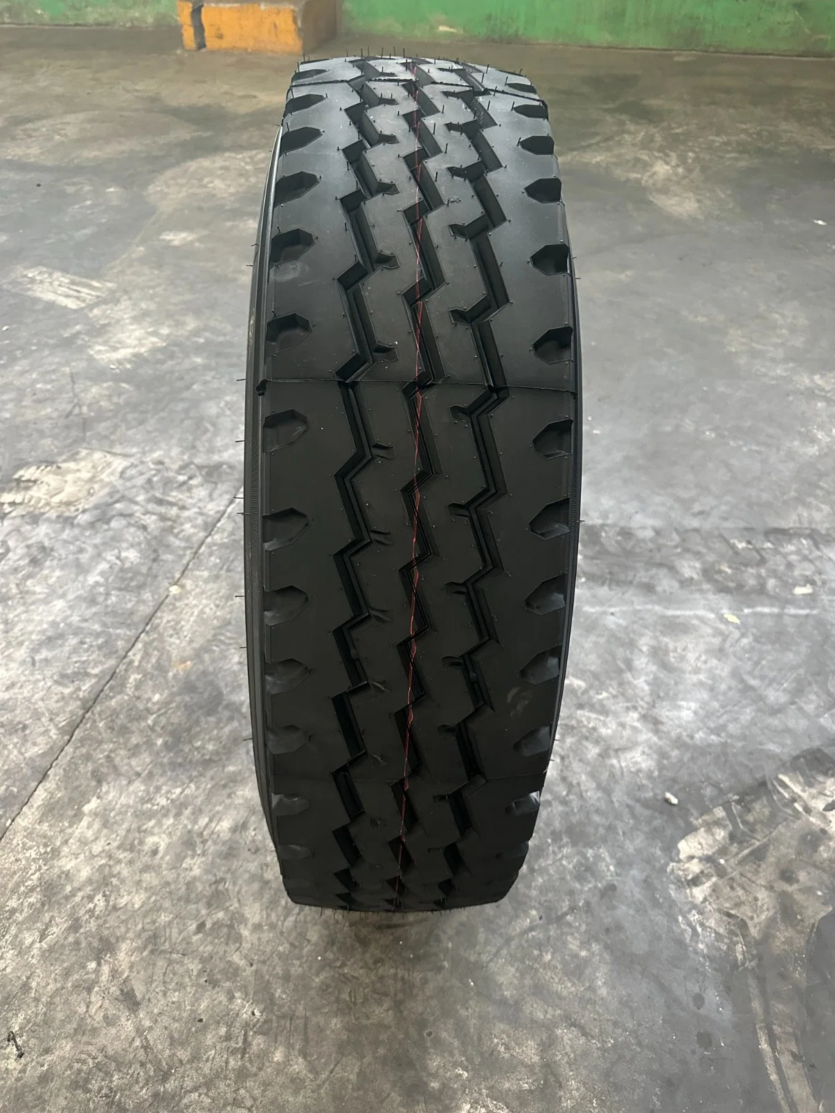 Bustu Brand 11r22.5 11r24.5 #More Favorable Price# Truck Tire or Bus Tire