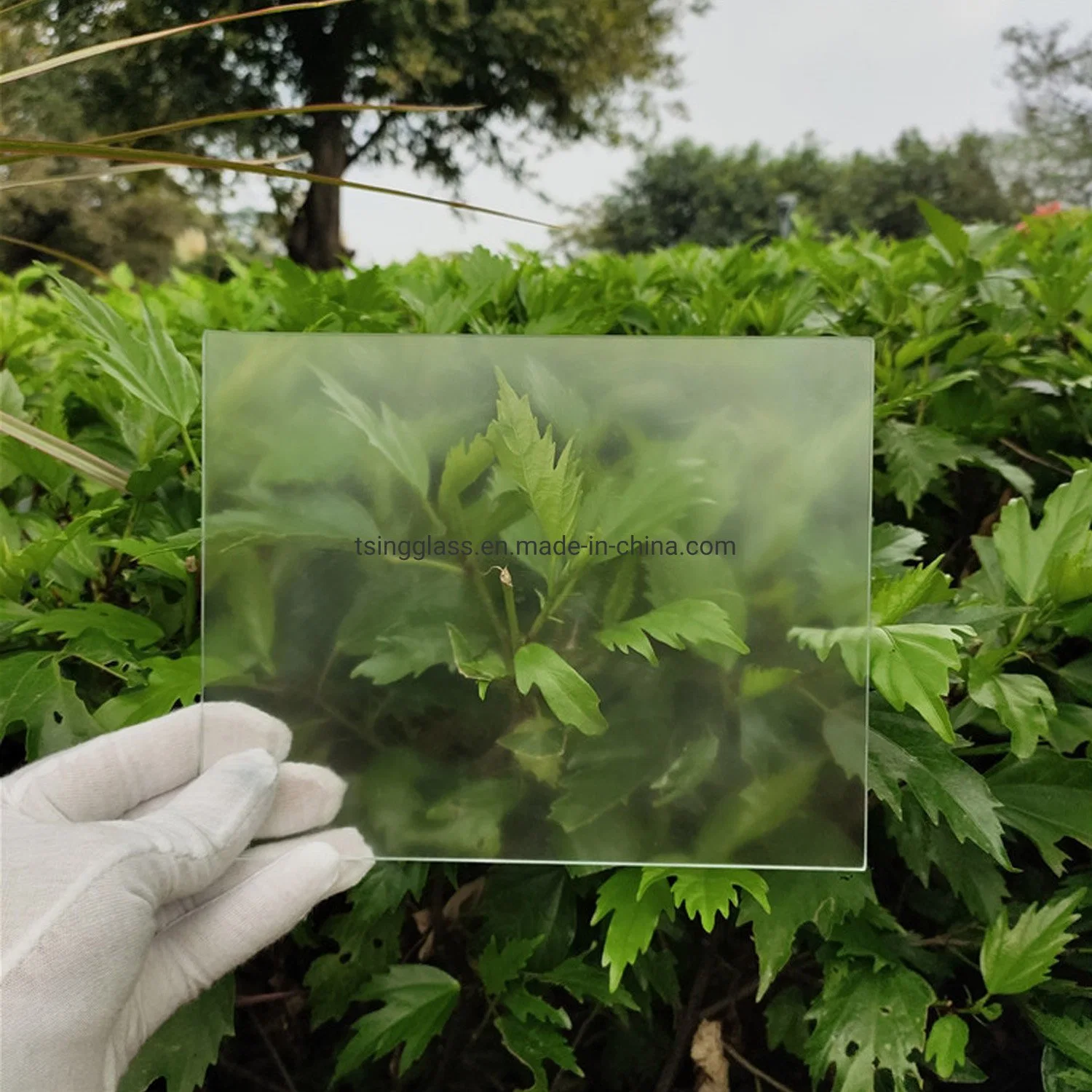 3/4/5mm Ultra Clear Hochwertige Anti-Reflective/Anti-Glare/Ar/AG /Afcoating gehärtetes Glas für Elektronische Anzeige/Industriesteuerpultse/Ausstellungshalle