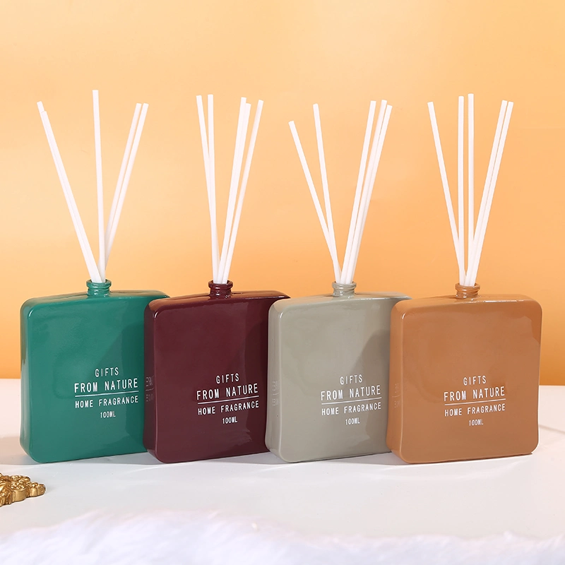 Custom 100ml Flat Ceramic Bottle Fragrance Reed Diffuser Home Decorative Gift Set