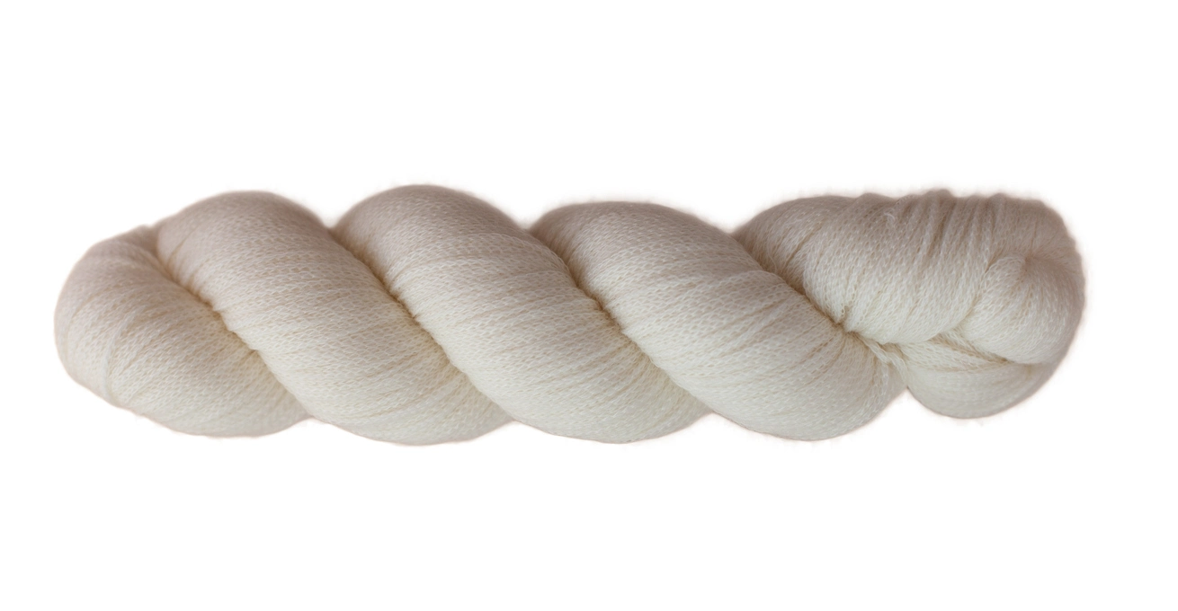 Soft High quality/High cost performance Raw White 100% Baby Alpaca Wool Knitting Yarn for Hand Dyeing