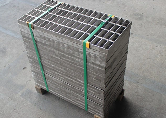 Hot-DIP Galvanized Steel Bar Grating for Stair Tread, Platform