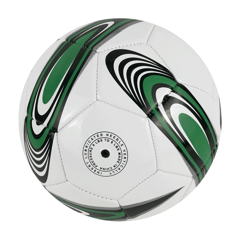 Nouveau design de ballon de football cadeau en PVC brillant.