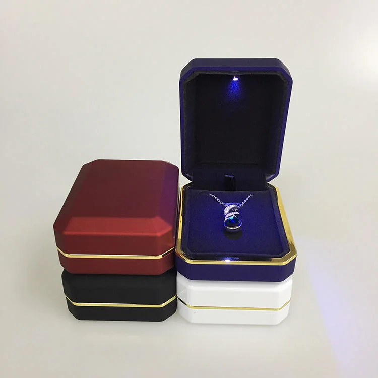 2023 Hot Sell Wholesale/Supplier and Retail LED Light Jewelry Box Colorful Trinket Ring Box