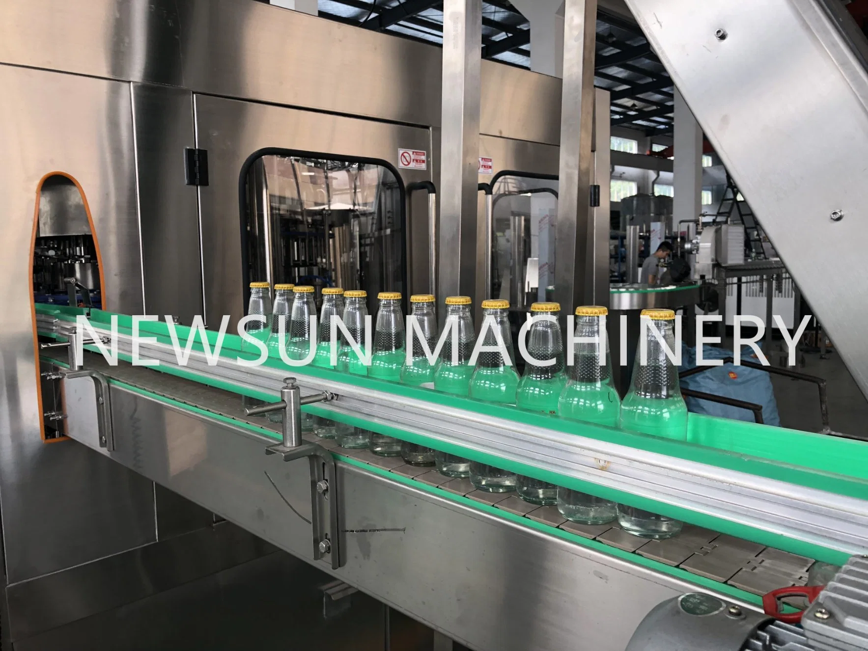 Beer Carbonated Soda Filling Filler Machine Bottle Washing Counter Pressure Filler Lemonate Filling Machine Packing Packaging Wrapping Labeling Machinery Price