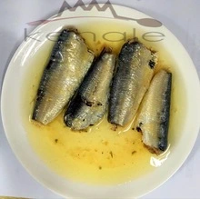 Conserves de poissons de la Sardine nouvelle arrivée ouvrir Sardine en conserve peuvent prix dans l'huile végétale