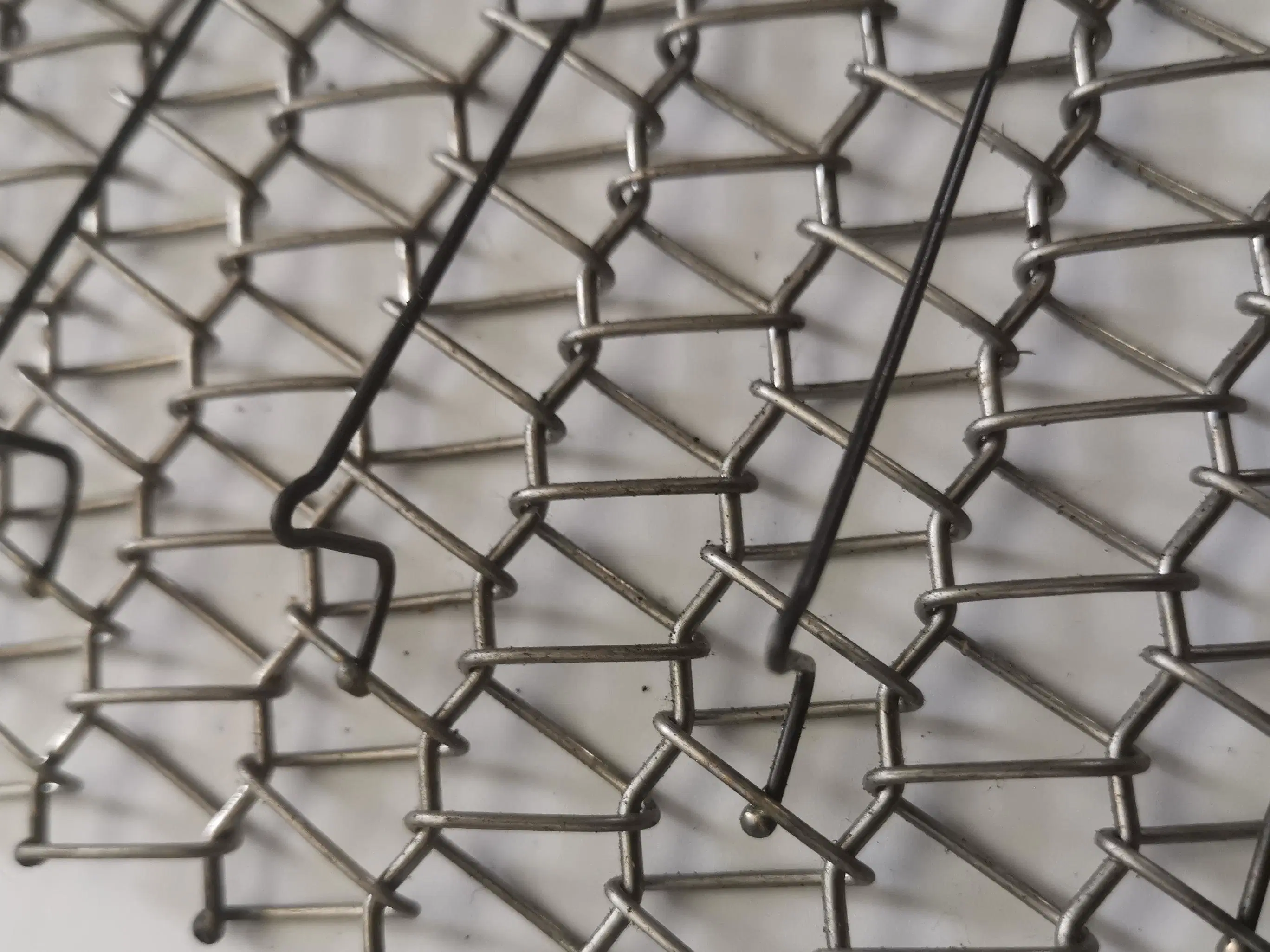 Balanced High Temperature Resistant Stainless Steel Wire Metal Solar Cell Chain Manufacturers