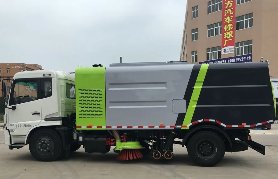 Dongfeng Road Sweeper Truck 6-Wheel 170HP Road Street Washing and Sweeping Truck