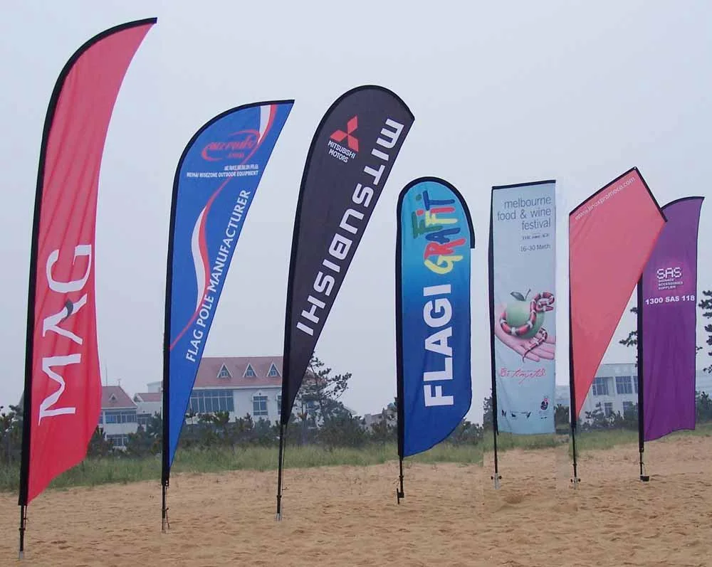 Drapeau de plage extérieur en forme de goutte d'eau/plume avec mât en aluminium