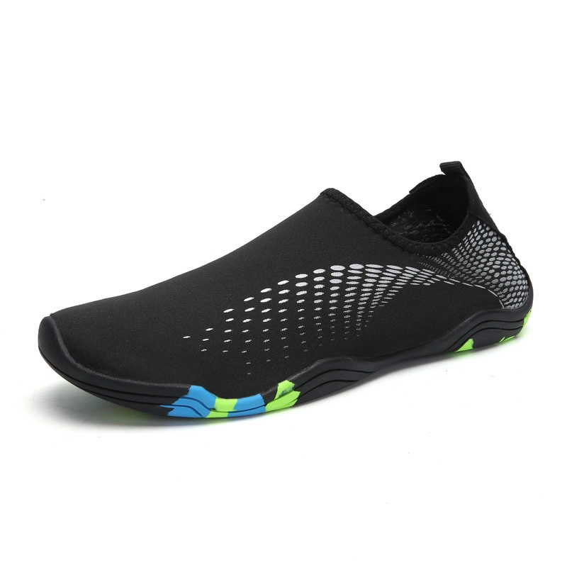 Plage de surf de la piscine de sports nautiques de marcher pieds nus Chaussures exécutant Chaussettes Aqua