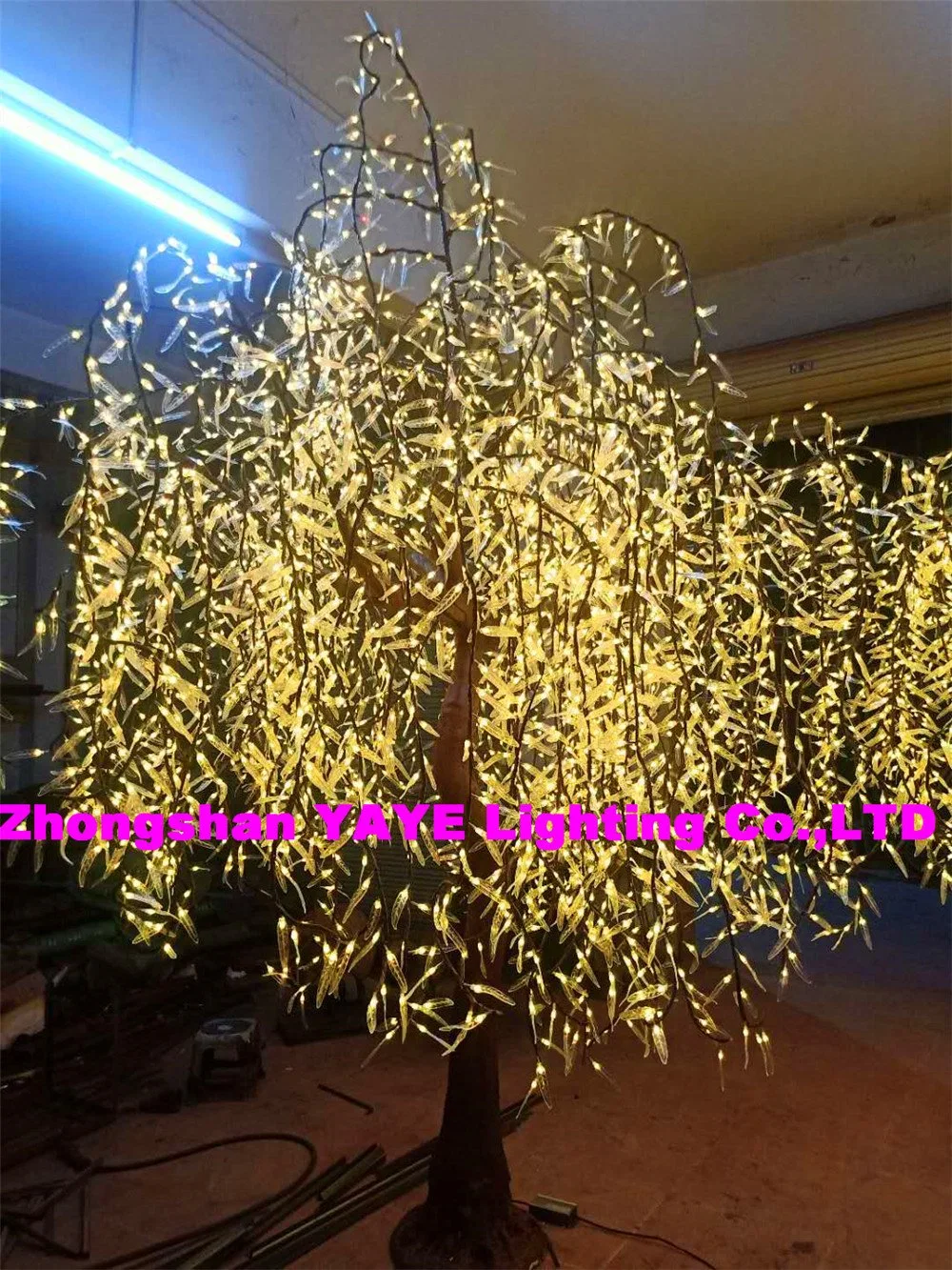 Yaye CE/RoHS LED Simulation Pine Tree, LED Pine Tree Light, LED Decorative Tree for Office/Home/ Holiday/Christmas