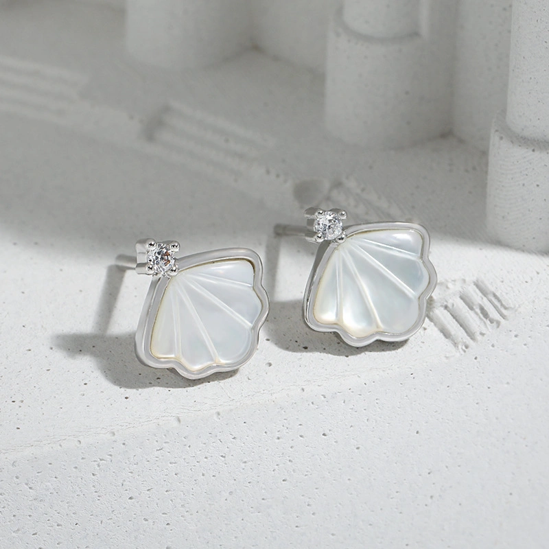 High Sense Simple White Mother Pearl Fashion Jewelry Earrings