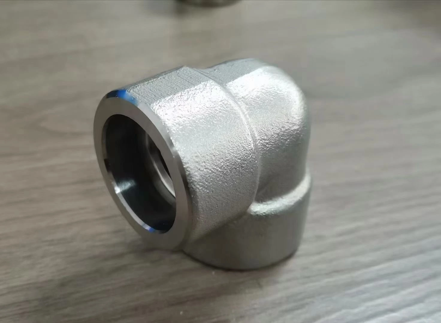 Ss 304 316 45-Degree Threaded Stainless Steel Accessories Pipe Fitting, Female Ss 90-Degree Elbow, China Wholesale/Supplier