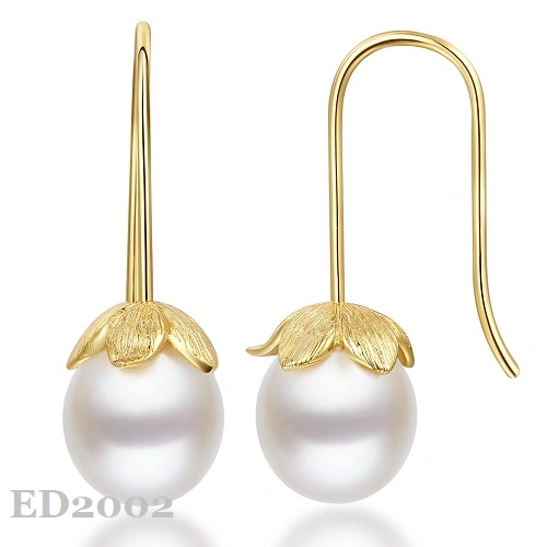Golden Lily-of-The-Valley Earring Hook Jewellery in Silver with Fresh Water Pearl