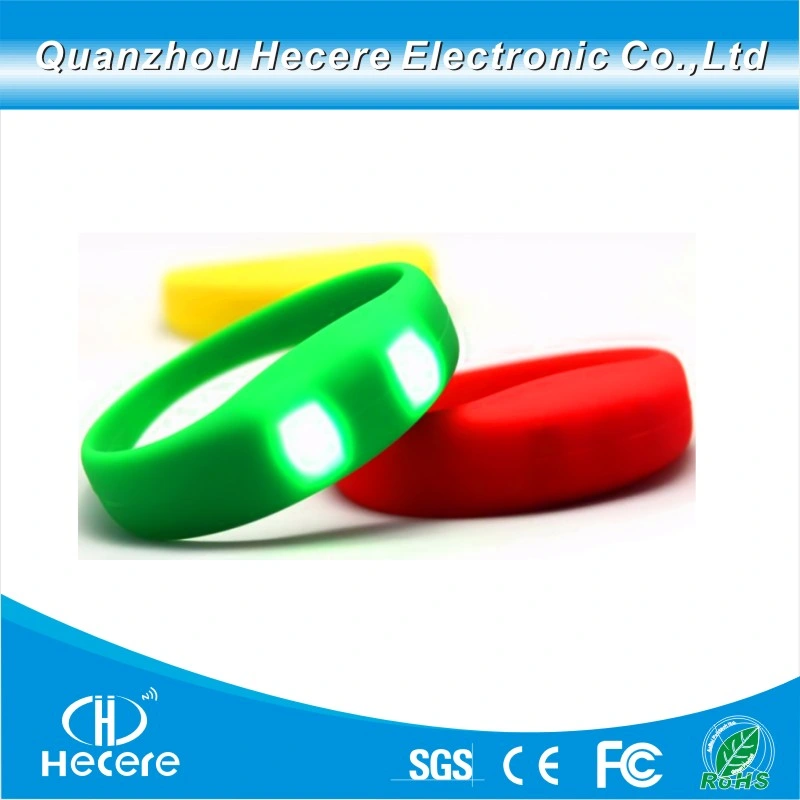 Promotion High quality/High cost performance  Custom LED Flashing Silicone Bracelet/ LED Light Silicone Wristband