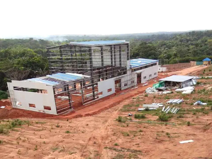 Benin Estructura de acero prefabricada fábrica de la construcción de instalaciones galpón