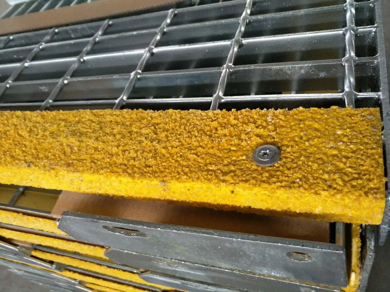 Steel Bar Grating Stair Treads w/ Defined Visible Nosings of 3 Types